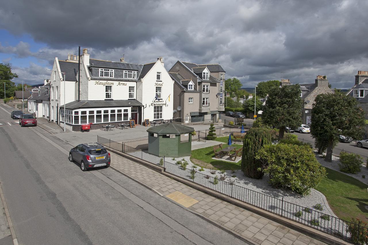 Haughton Arms Hotel Alford  Exteriér fotografie